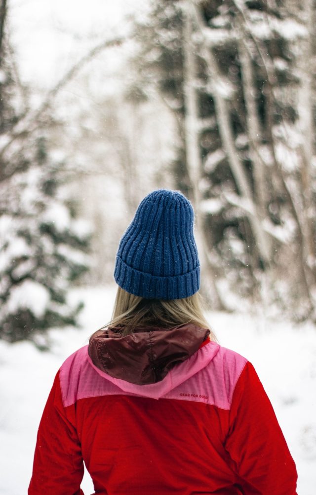 winter hiking wear layers